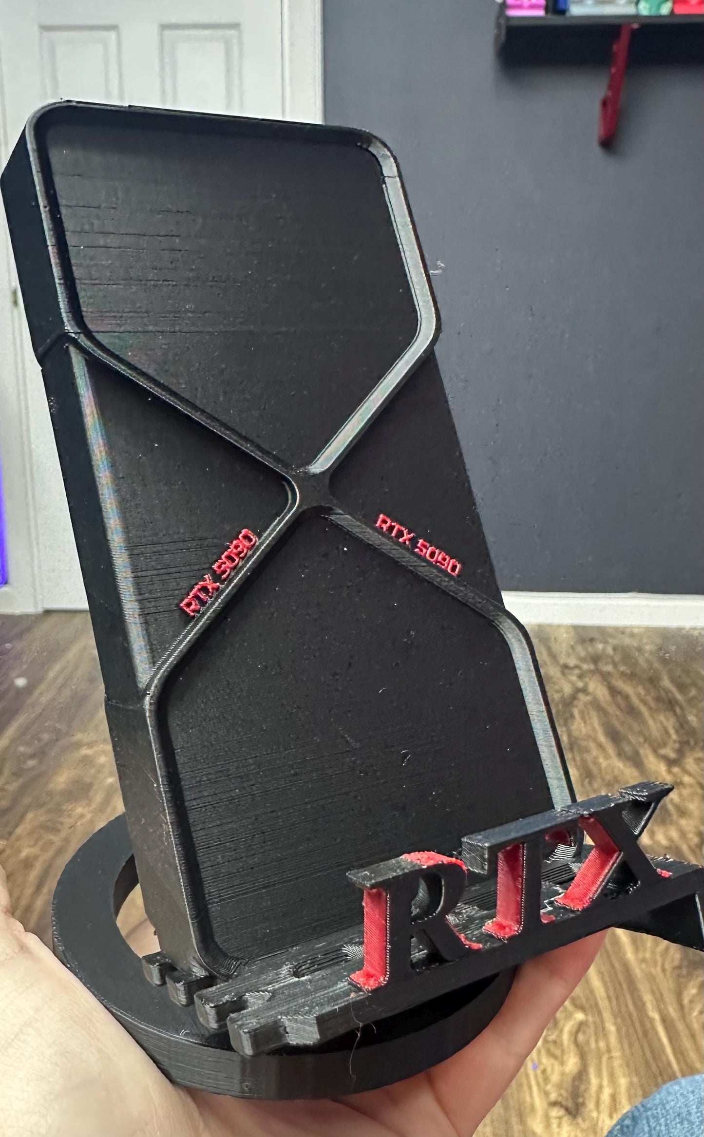 Pocket RTX 5090 Phone stand