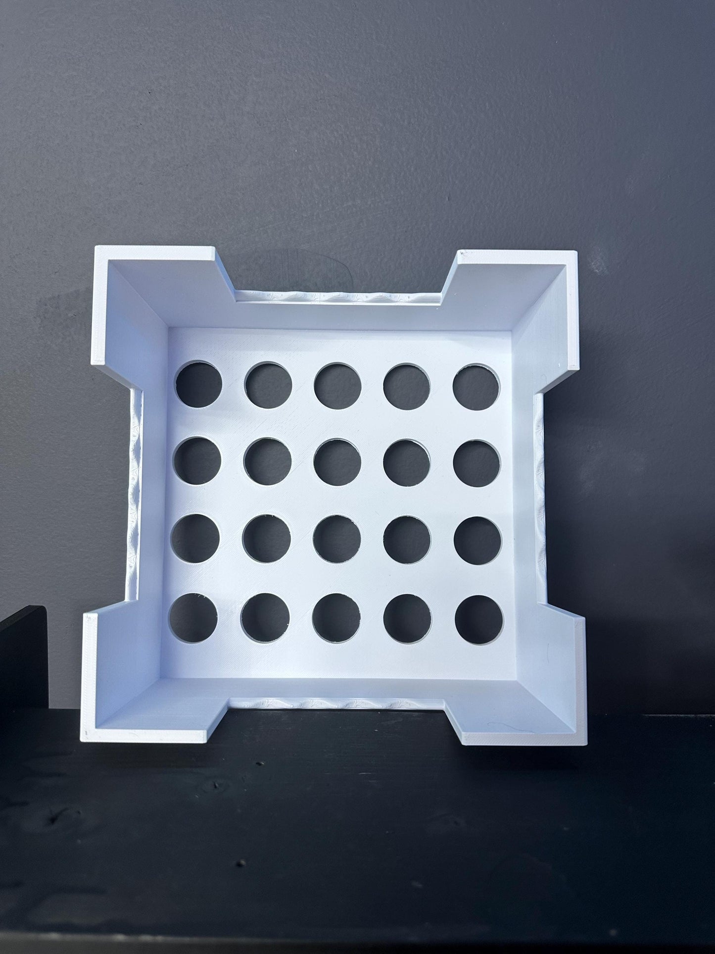 No-Spill Ice Cream Cone Holder