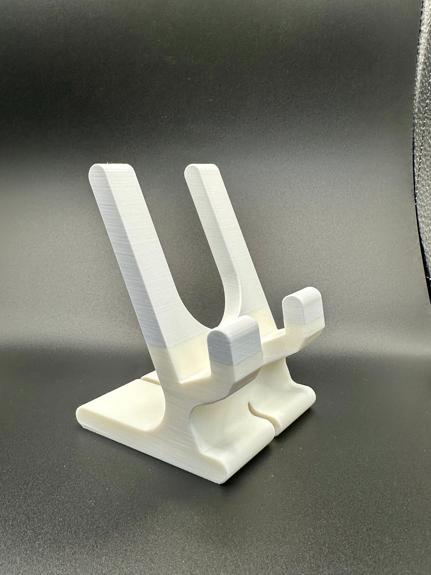 Cell Phone Stand - 3D Printed Loop Grip, Universal Phone Holder