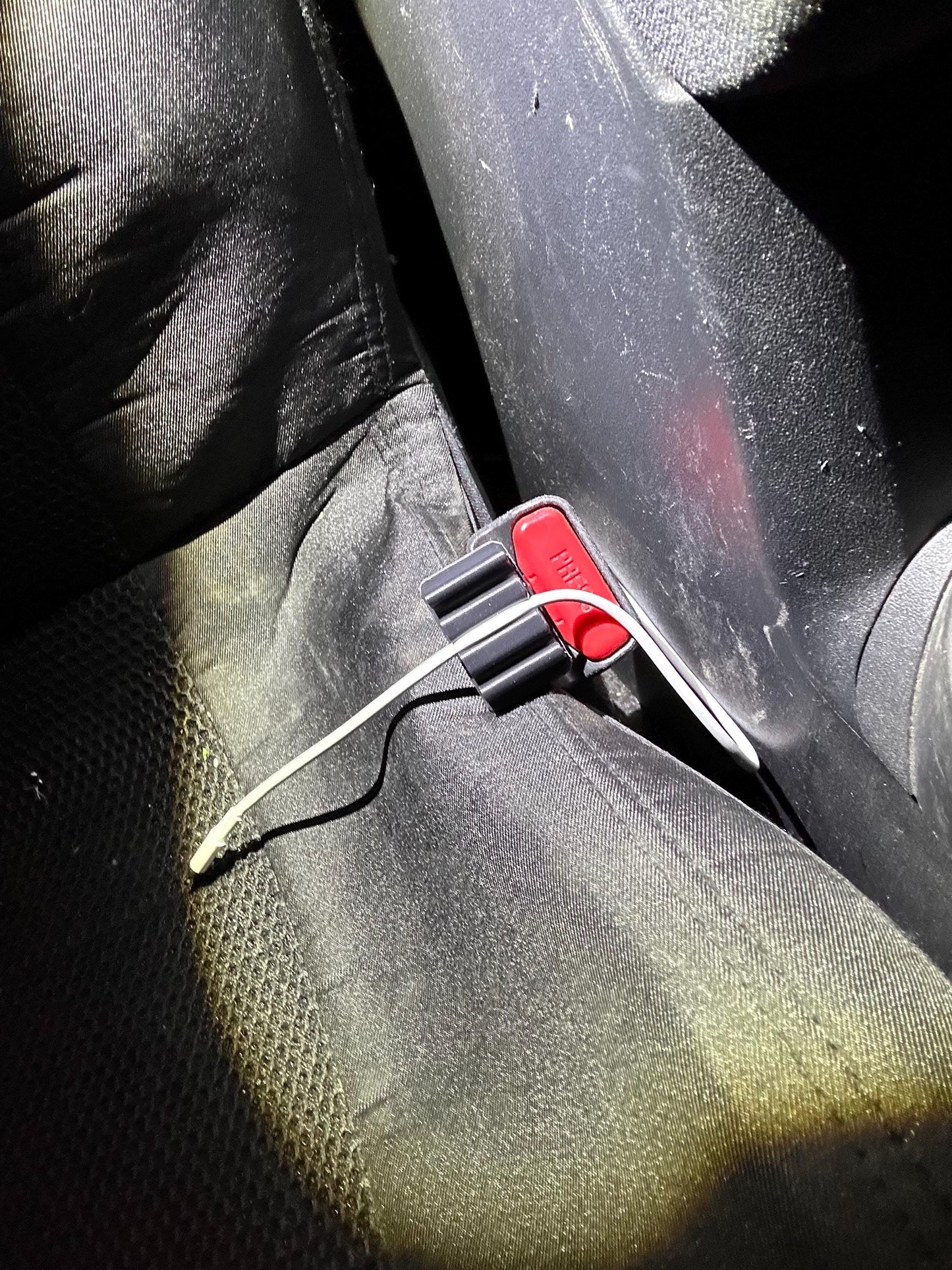 3D Printed Car Cable Holder – Seatbelt Clip, Universal Accessory