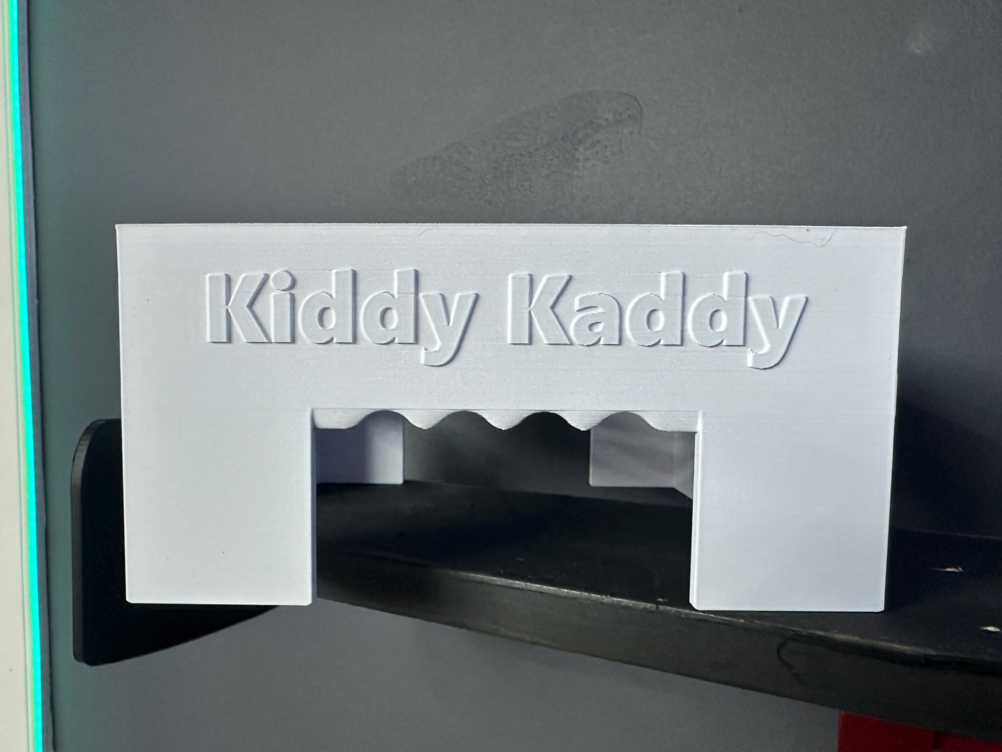 No-Spill Ice Cream Cone Holder