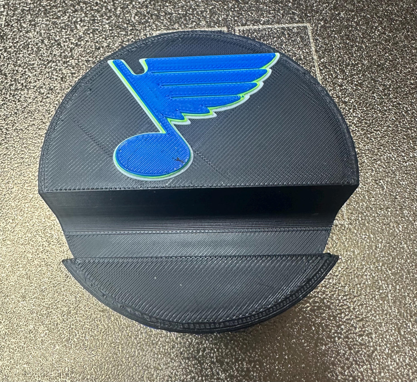 Hockey Phone Holder – Sports Fan Gift, 3D Printed Desk Accessory