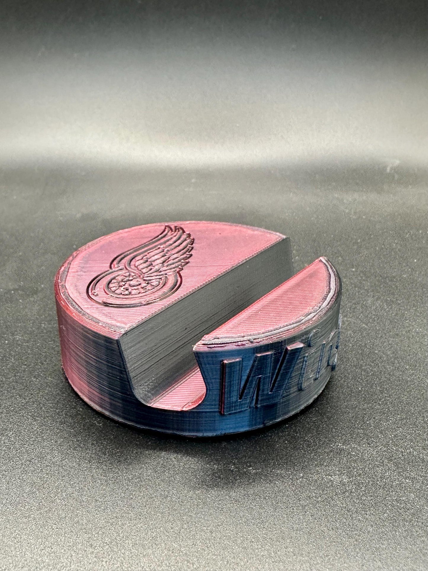 Hockey Phone Holder – Sports Fan Gift, 3D Printed Desk Accessory
