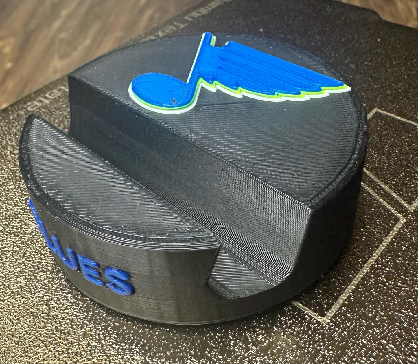 Hockey Phone Holder – Sports Fan Gift, 3D Printed Desk Accessory