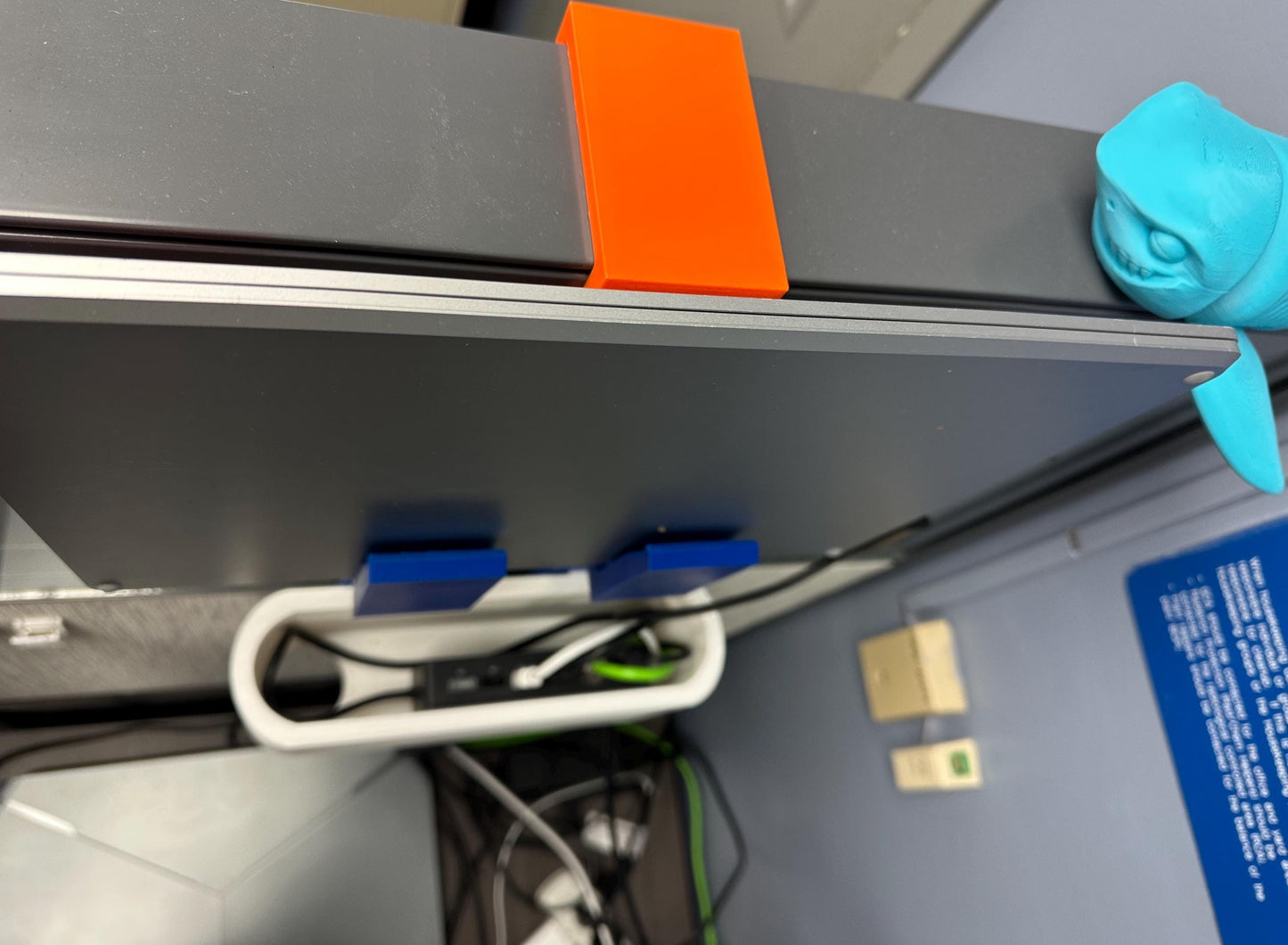 Cubicle Wall Docking Station for Surface & iPad – 3D Printed Desk Organizer | Space-Saving Office Accessory