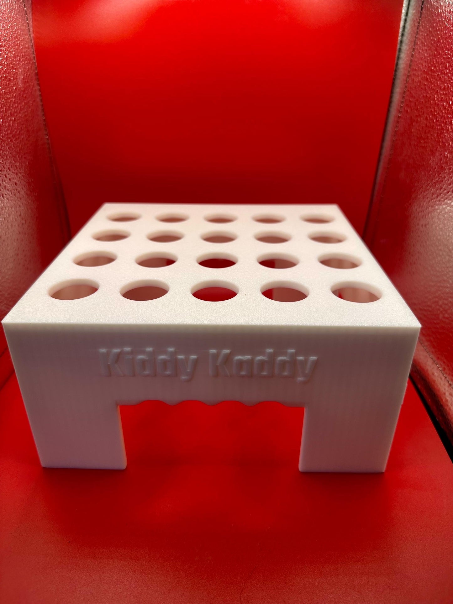 No-Spill Ice Cream Cone Holder