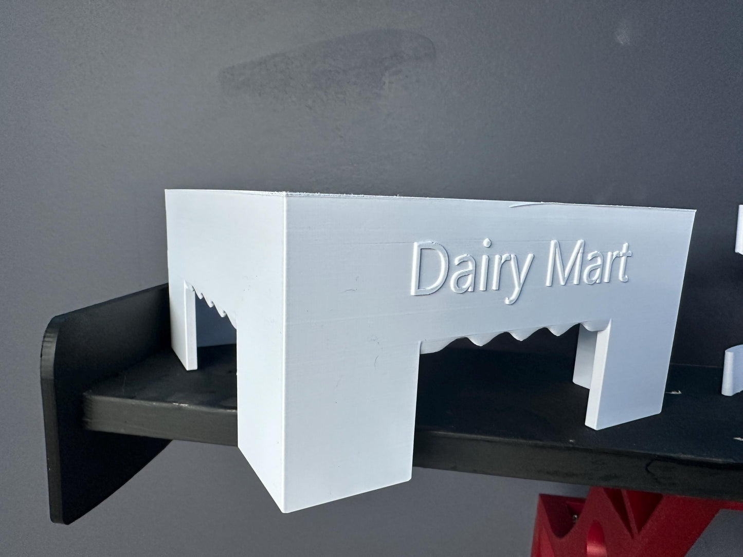 No-Spill Ice Cream Cone Holder